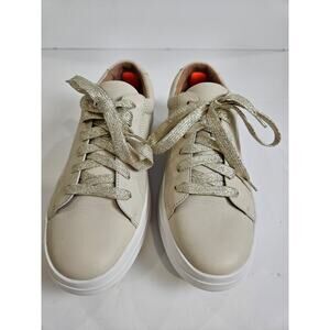 GENTLE SOULS KENNETH COLE Womens Tan Rosette Gold Wedge Leather Sneakers Shoes 8